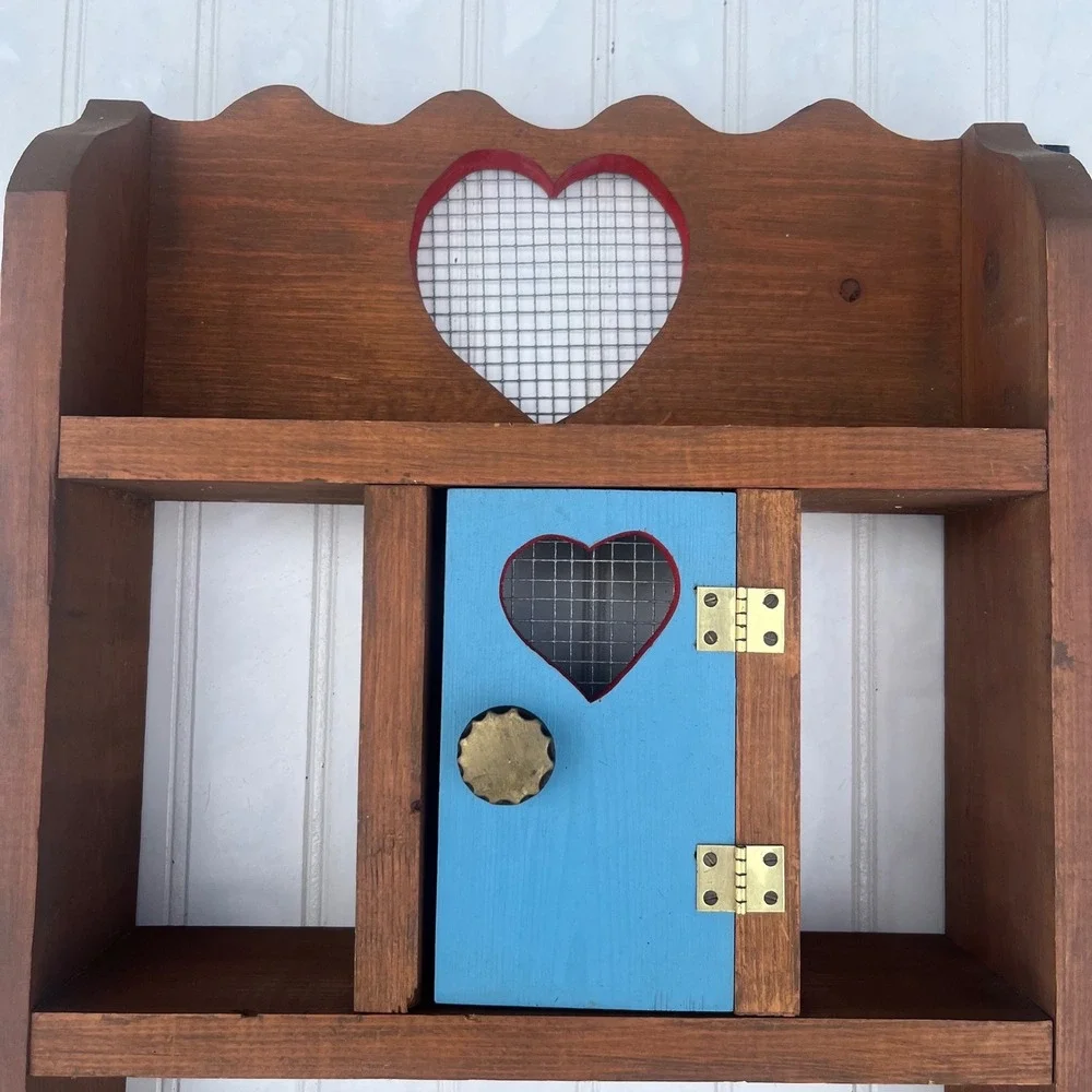 American Vintage handcrafted wooden